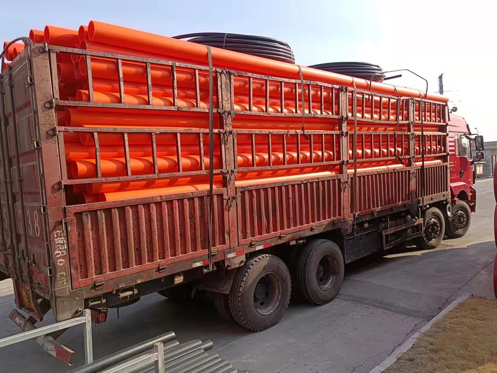 廠區(qū)馬力全開(kāi)(圖3) 廠區(qū)馬力全開(kāi)(圖3)